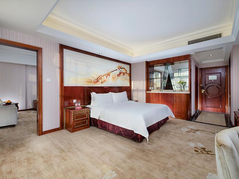 Vienna Hotel Shenzhen Pingshan Shenshan Road Esterno foto